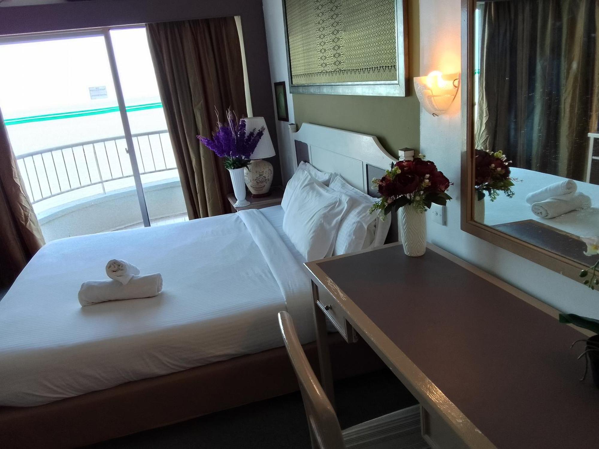 Beachfront Full Sea Penang 탄중붕가 외부 사진